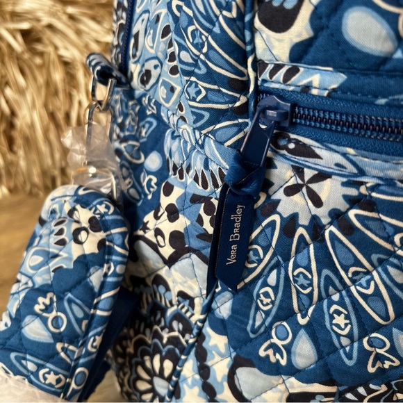 New VERA BRADLEY Blue Star Medallion Iconic Grand Large Weekender Bag Starburst - Picture 4 of 11